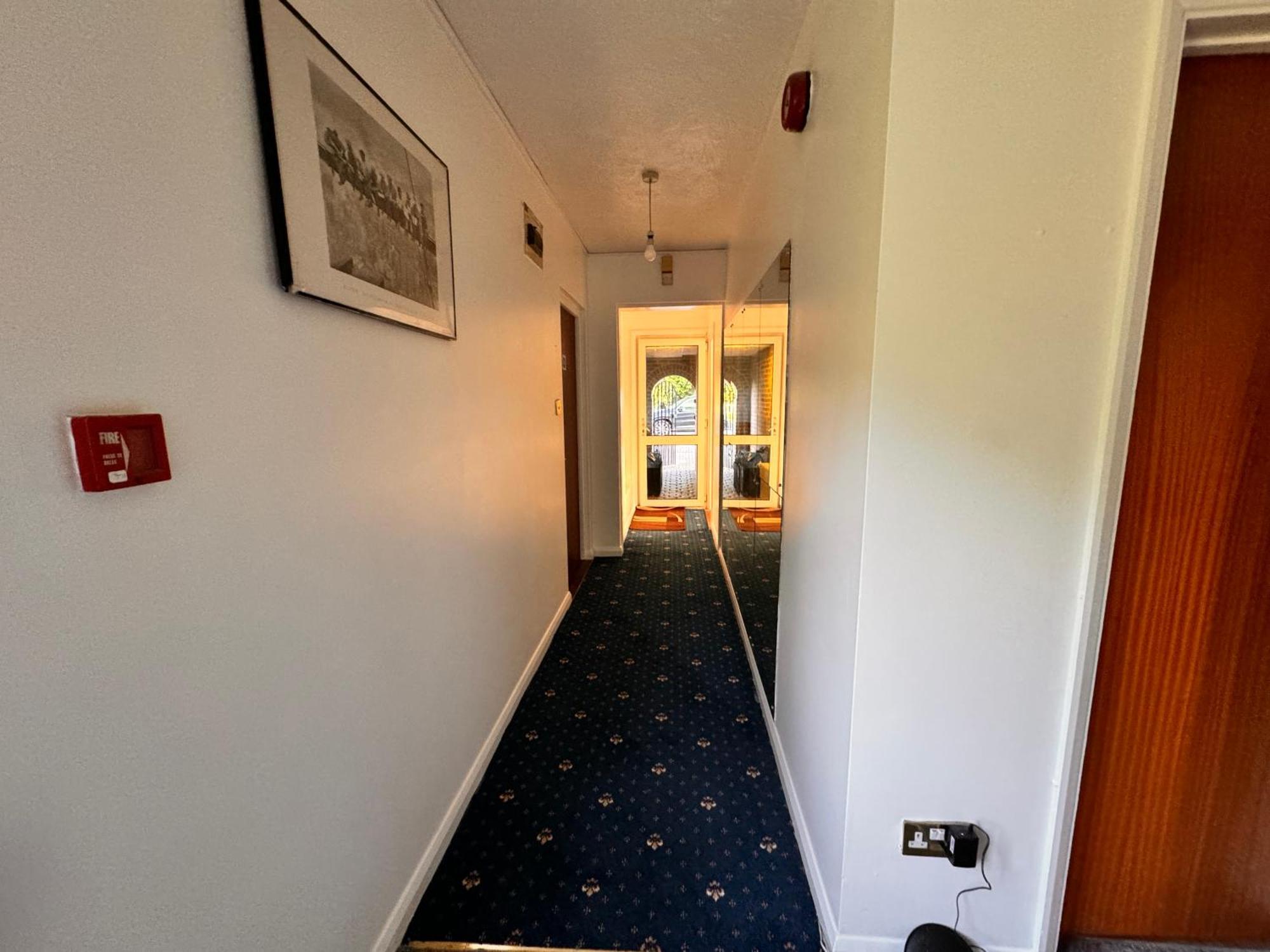 High Trees Guest House Gatwick Horley Eksteriør billede