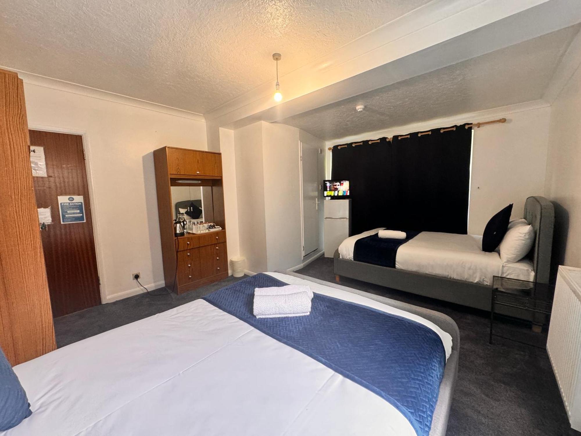 High Trees Guest House Gatwick Horley Eksteriør billede