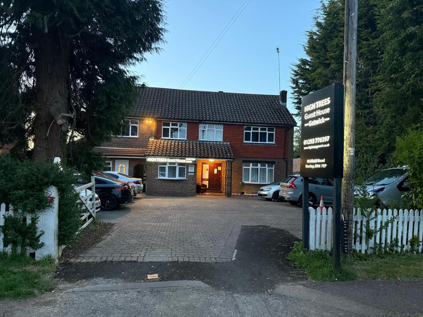 High Trees Guest House Gatwick Horley Eksteriør billede